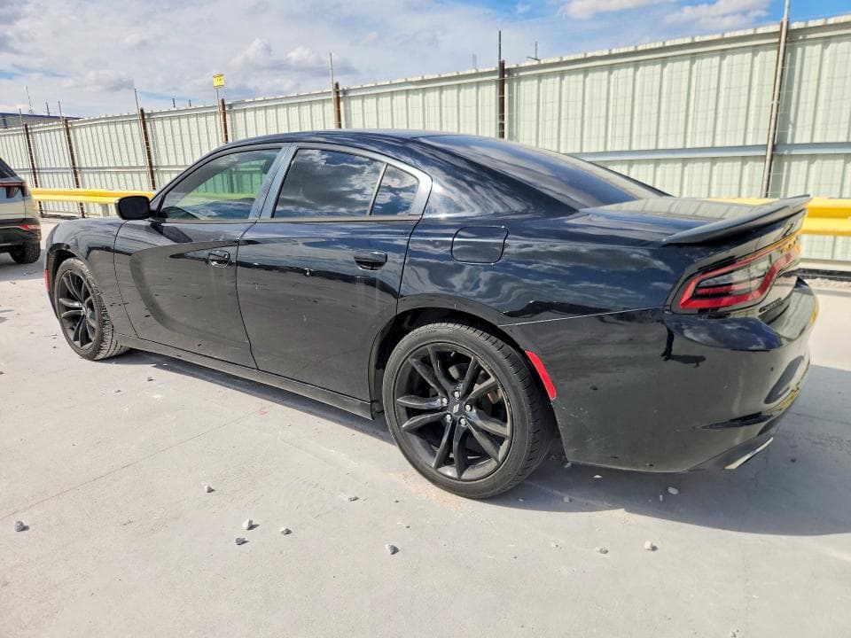 2017 DODGE CHARGER SE 2