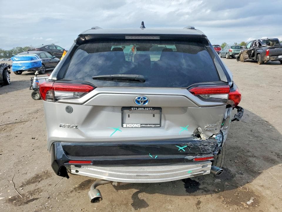 2021 TOYOTA RAV4 XSE 6