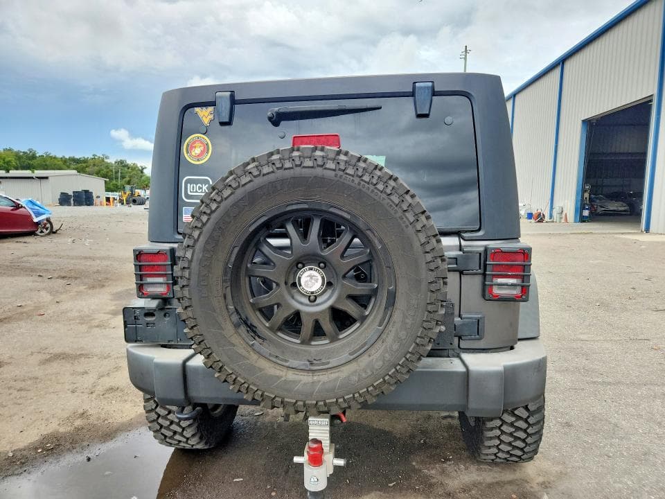 2017 JEEP WRANGLER UNLIMITED SPORT 6