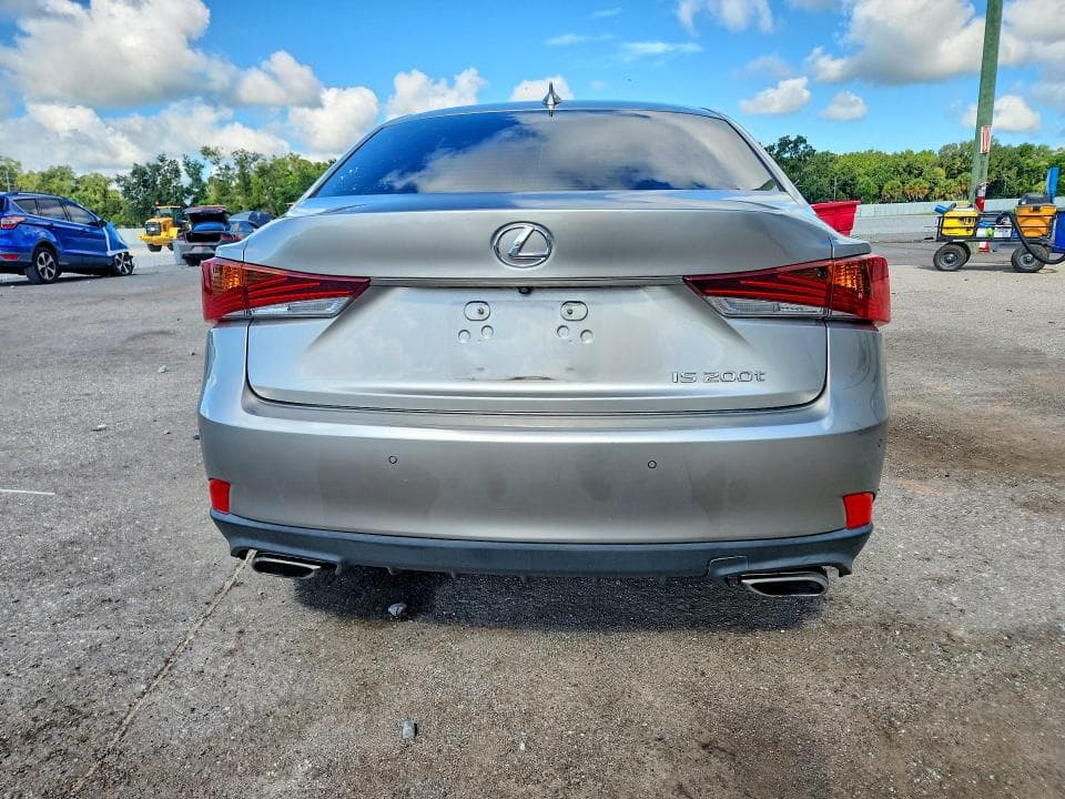 2017 LEXUS IS 200T 6
