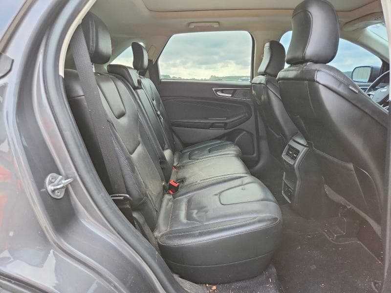 2022 FORD EDGE TITANIUM 10
