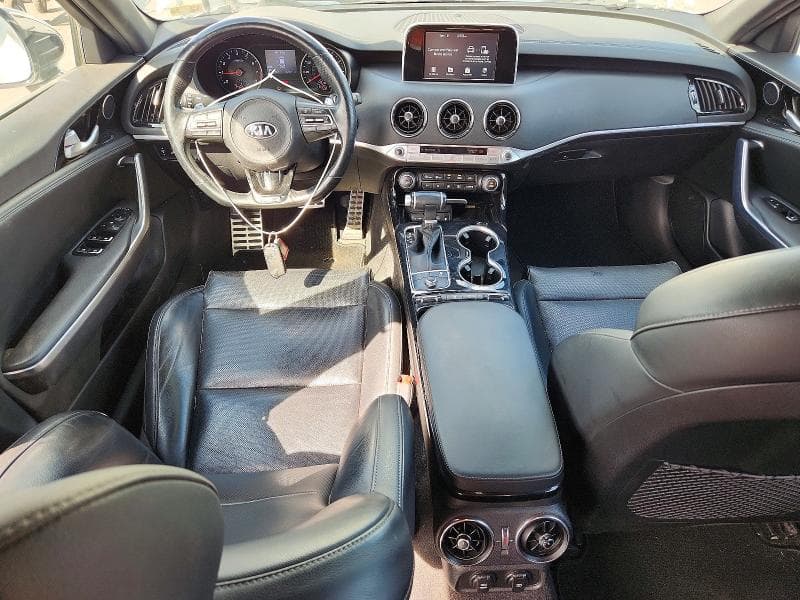 2020 KIA STINGER GT-LINE 8
