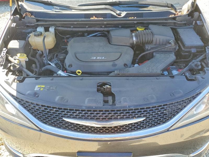2017 CHRYSLER PACIFICA TOURING L 12