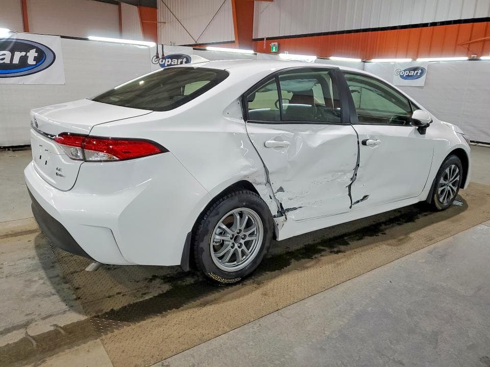 2026 TOYOTA COROLLA LE 3