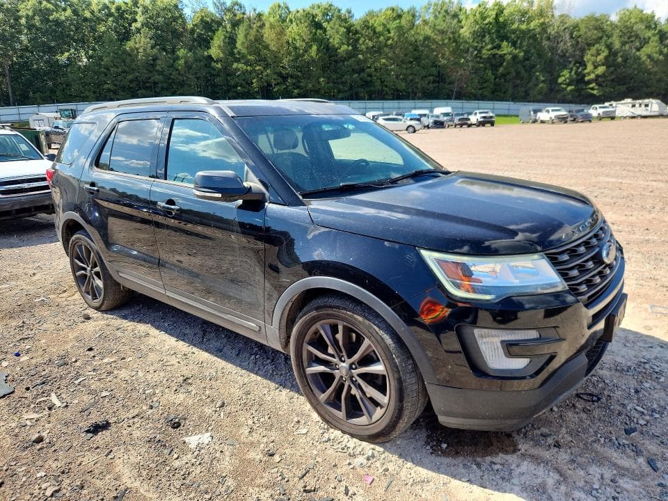2017 FORD EXPLORER XLT 4