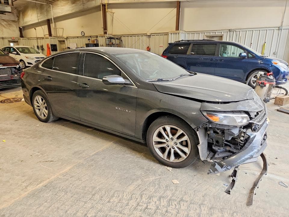 2017 CHEVROLET MALIBU LT 4