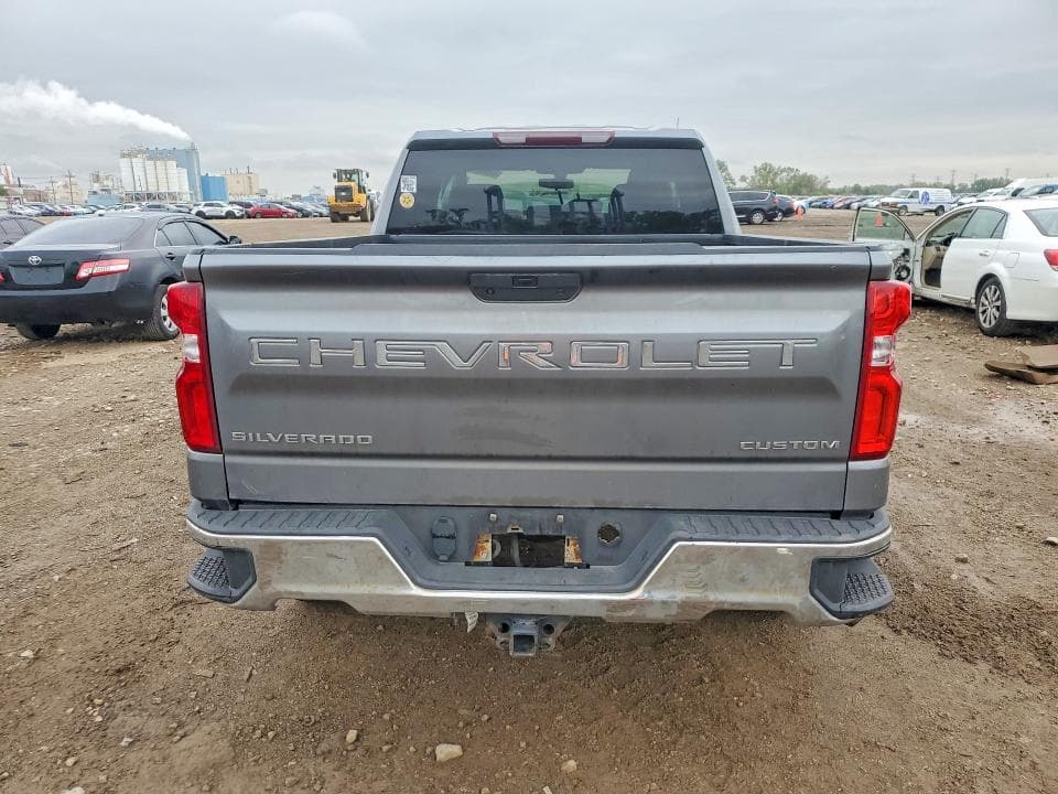 2021 CHEVROLET SILVERADO K1500 CUSTOM 6