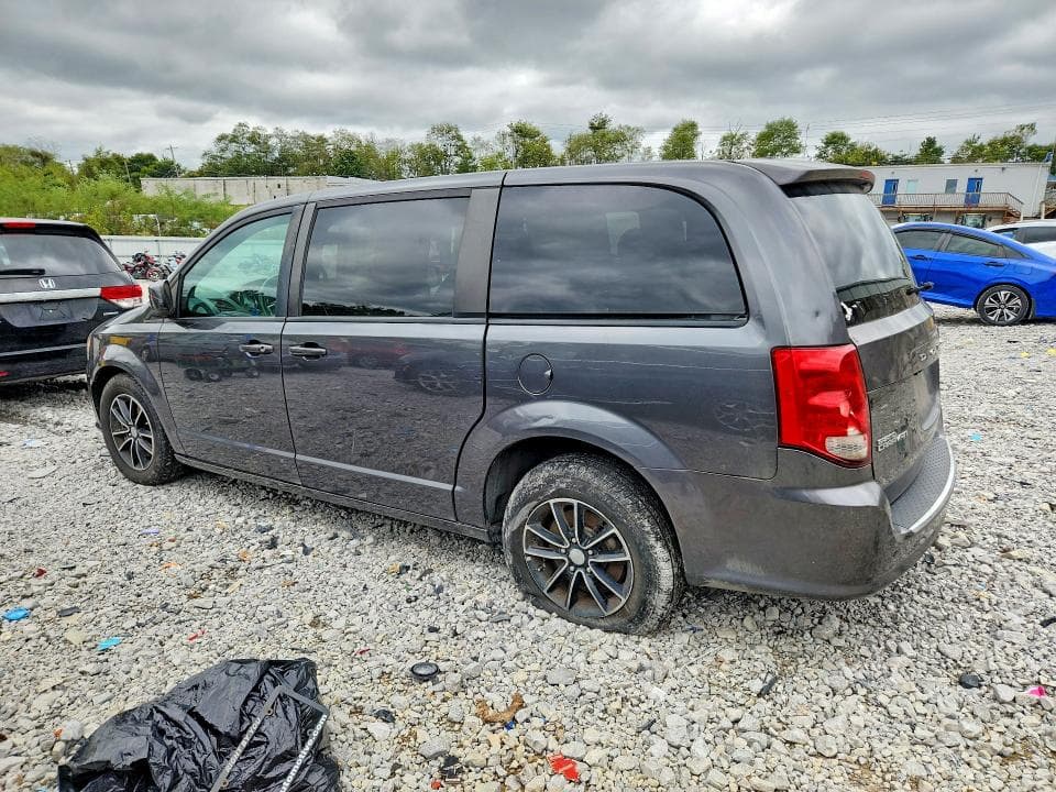 2018 DODGE GRAND CARAVAN GT 2