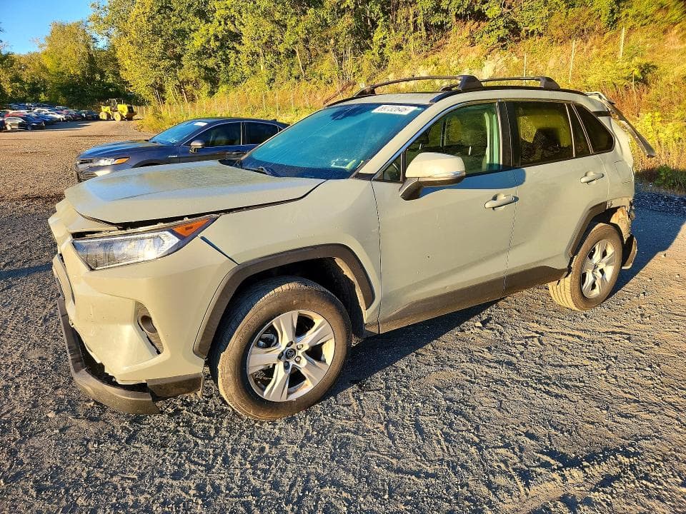 2019 TOYOTA RAV4 XLE - 1