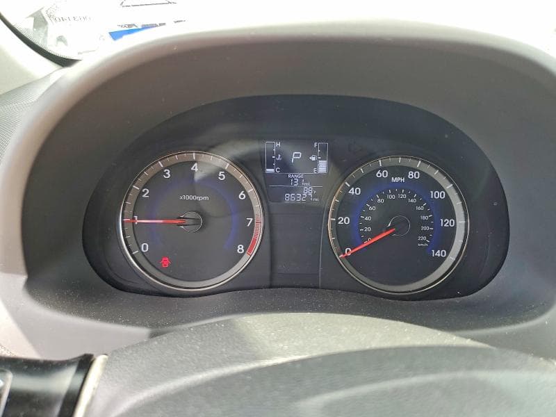 2017 HYUNDAI ACCENT SE 9