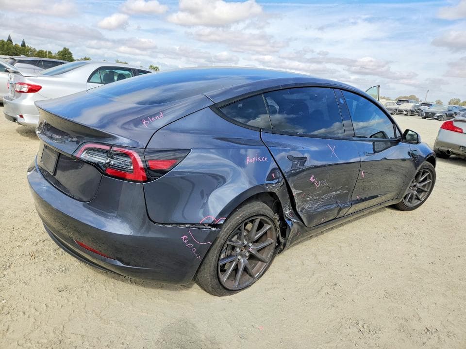 2023 TESLA MODEL 3 3