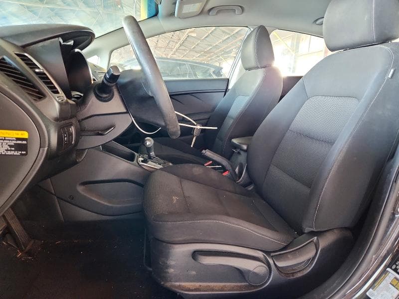 2017 KIA FORTE LX 7
