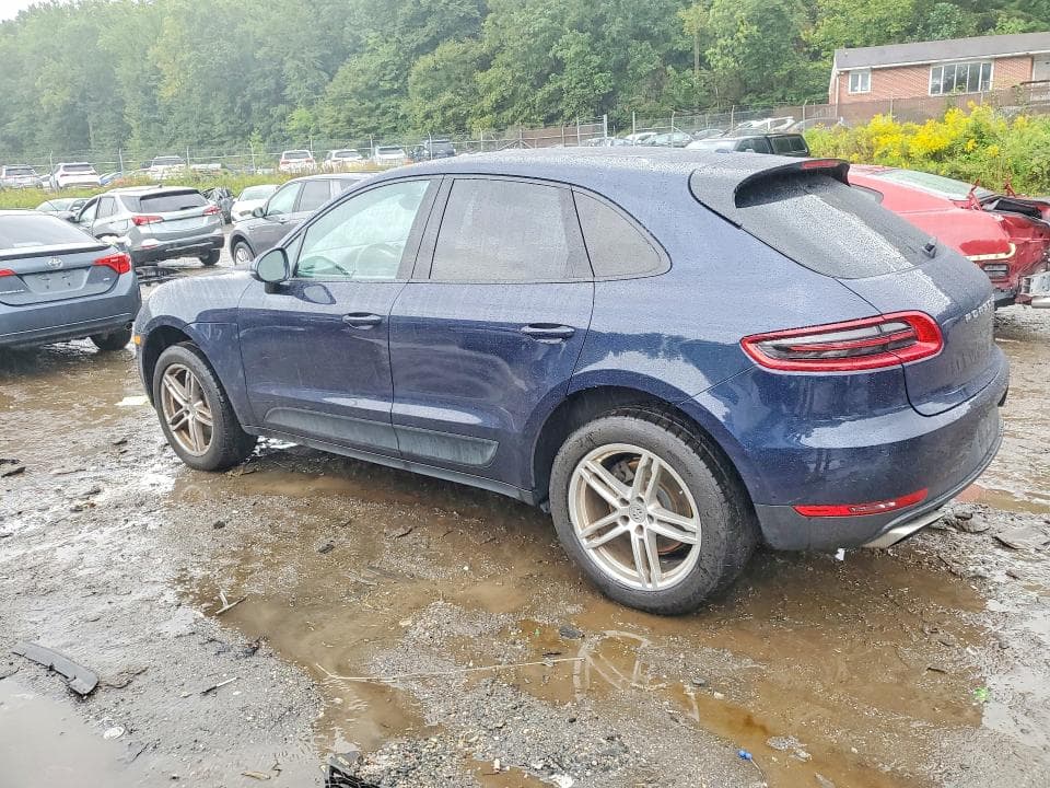 2017 PORSCHE MACAN 2