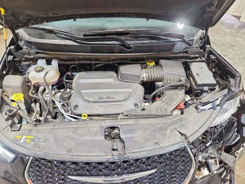 2025 CHRYSLER PACIFICA SELECT 12