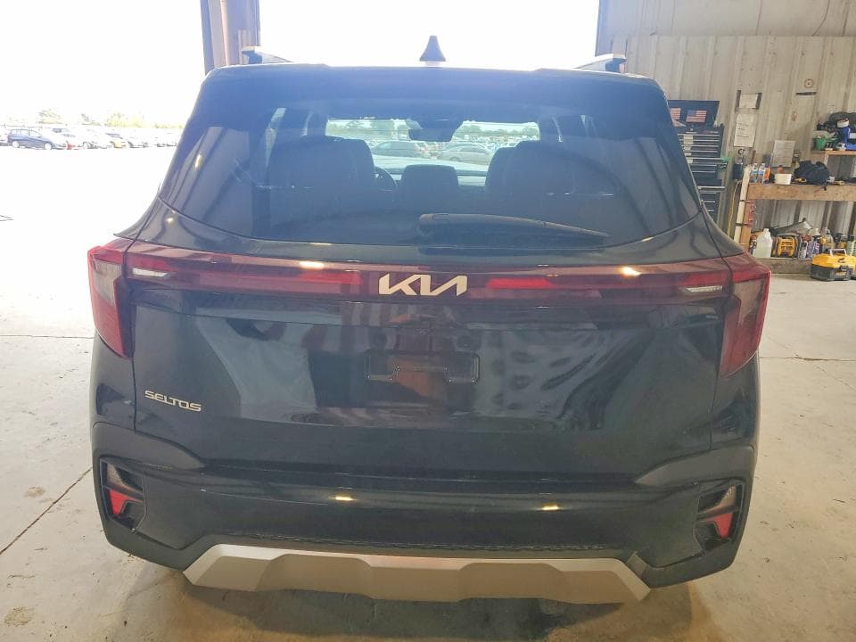 2024 KIA SELTOS S 6
