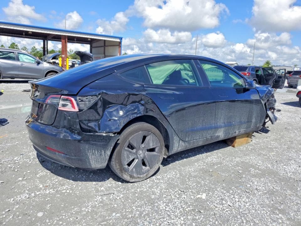 2023 TESLA MODEL 3 3