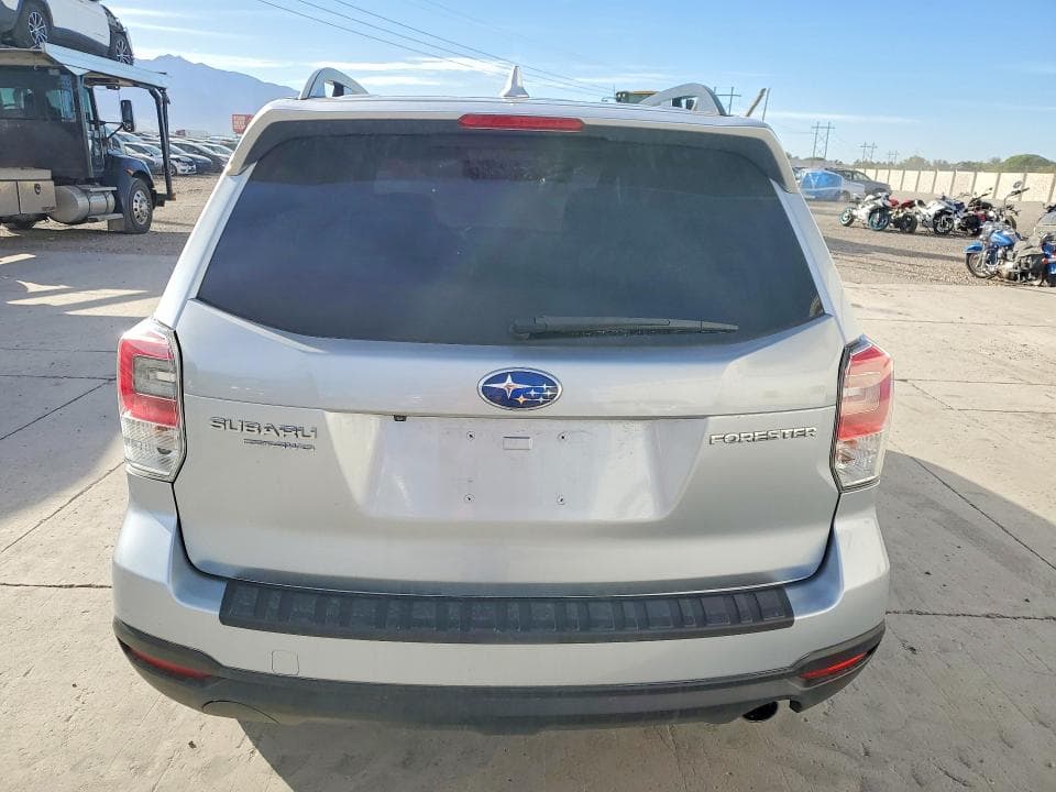 2018 SUBARU FORESTER 2.5I LIMITED 6