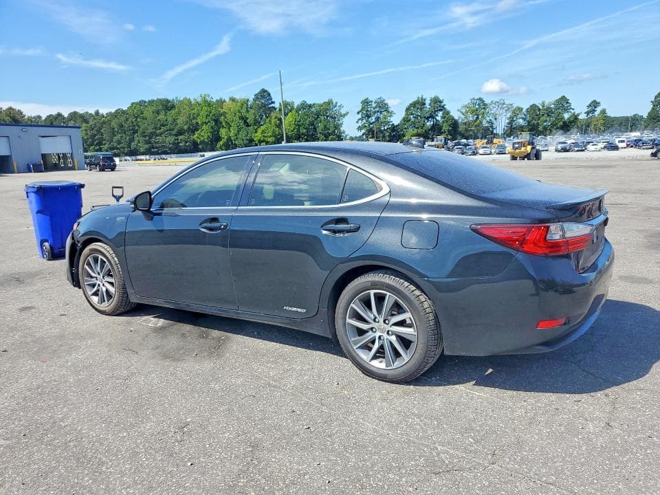 2017 LEXUS ES 300H 2