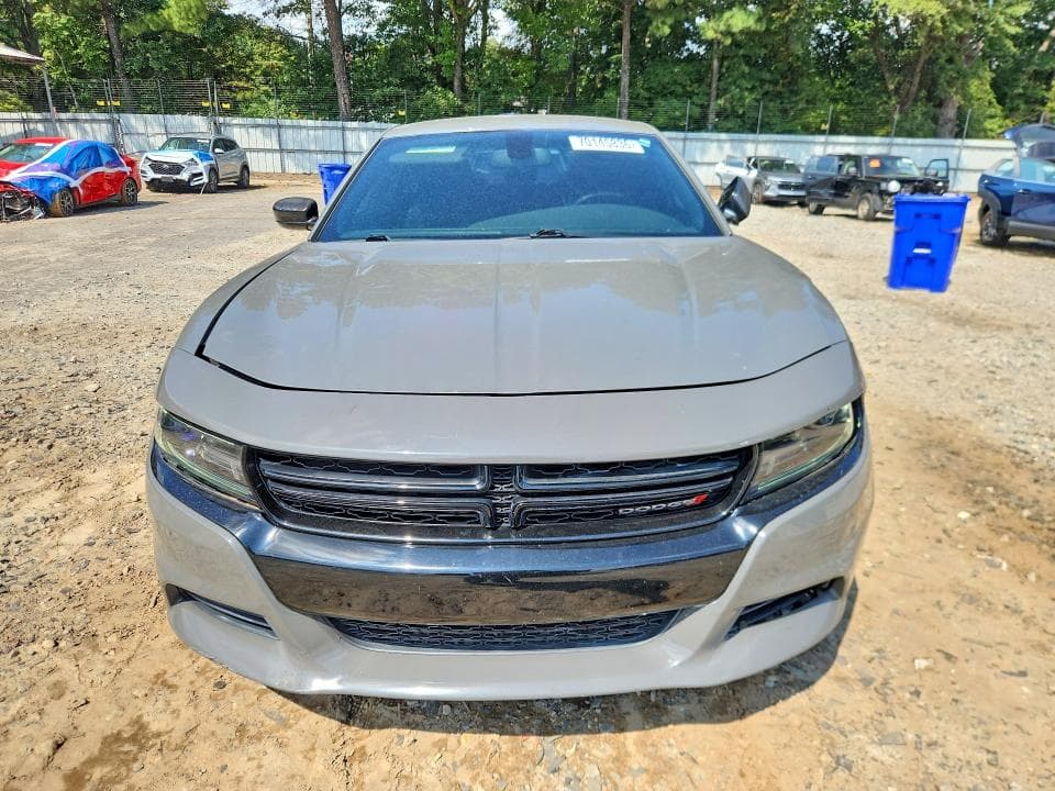 2017 DODGE CHARGER SE 5