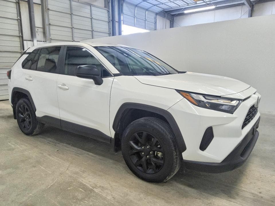 2025 TOYOTA RAV4 LE 4