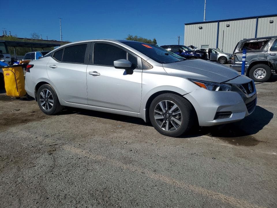 2022 NISSAN VERSA SV 4