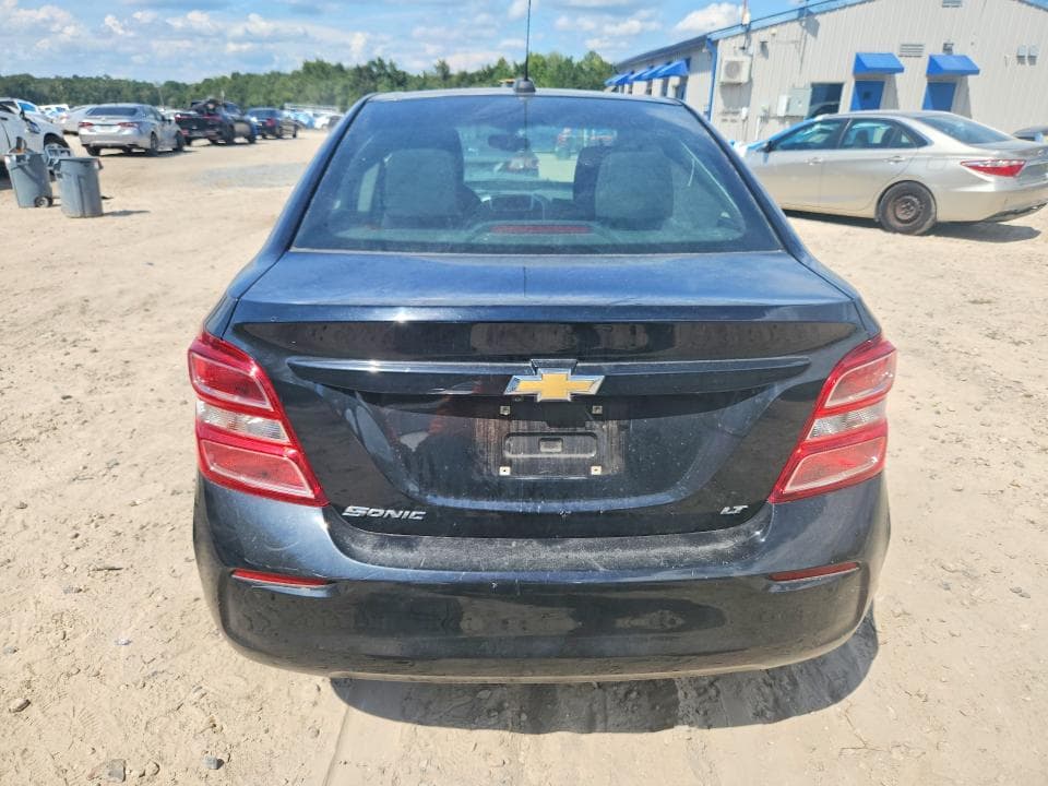 2019 CHEVROLET SONIC LT 6