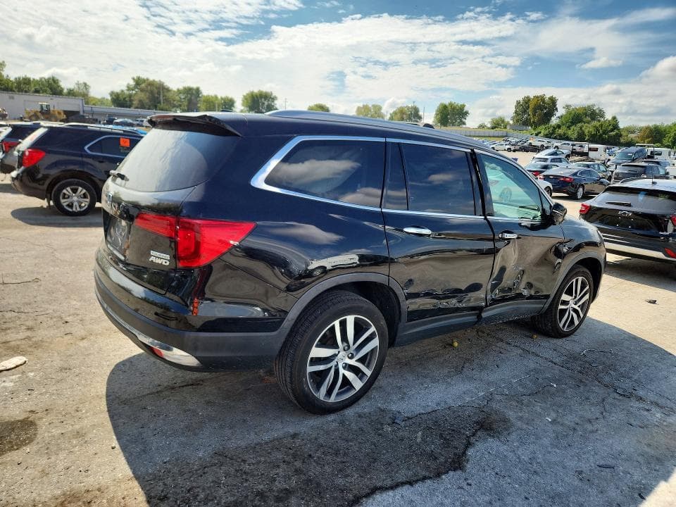 2017 HONDA PILOT TOURING 3