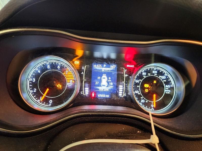 2019 JEEP CHEROKEE LATITUDE PLUS 9