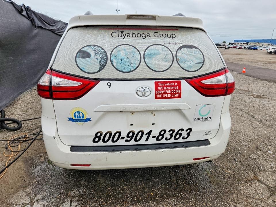 2018 TOYOTA SIENNA LE 6