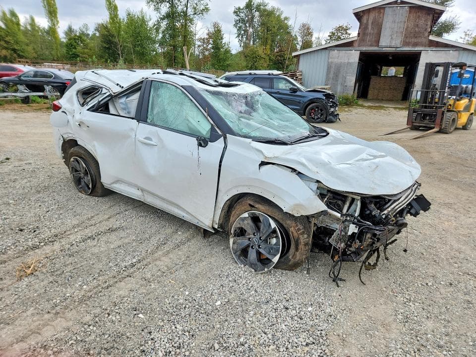 2026 NISSAN ROGUE SV 4