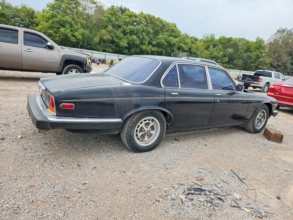 1984 JAGUAR XJ6 3