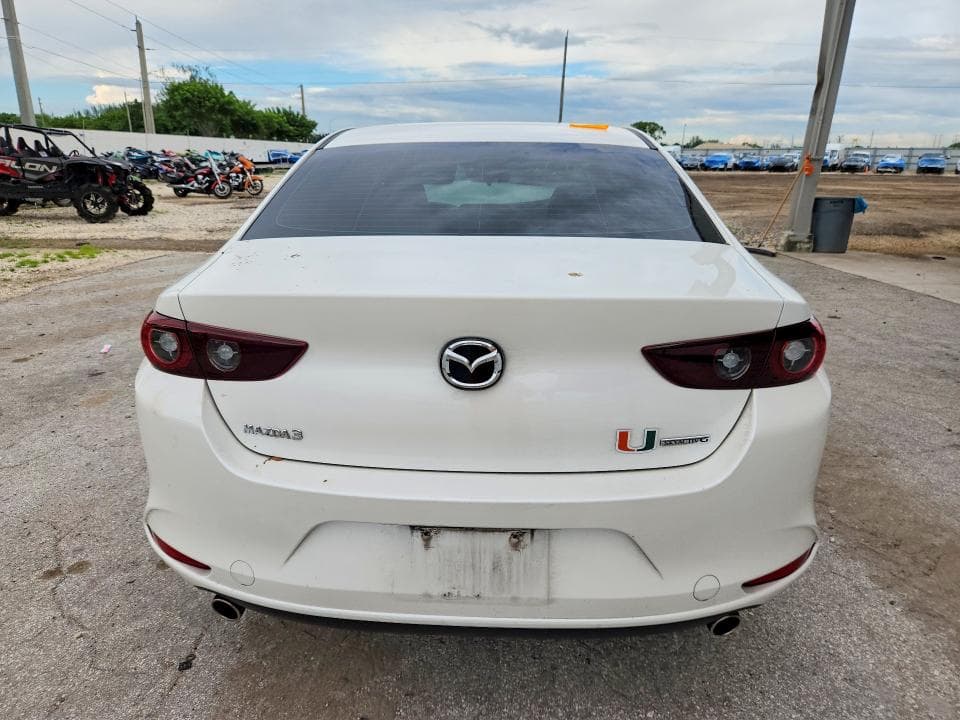 2022 MAZDA 3 SELECT 6