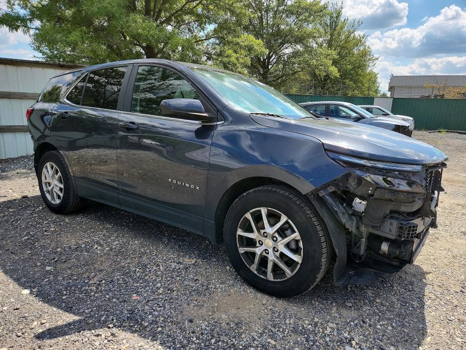2022 CHEVROLET EQUINOX LT 4
