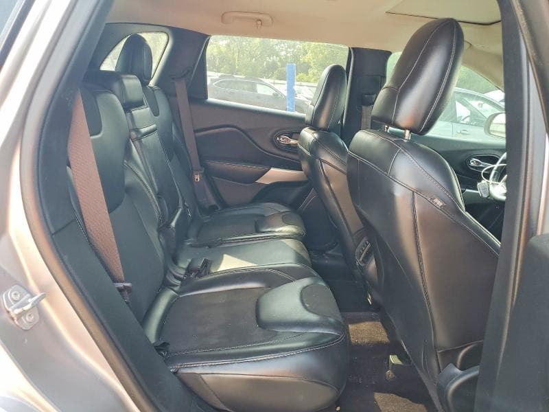 2018 JEEP CHEROKEE LATITUDE PLUS 11