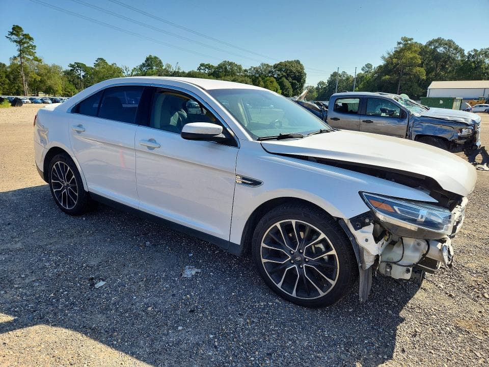 2018 FORD TAURUS SEL 4