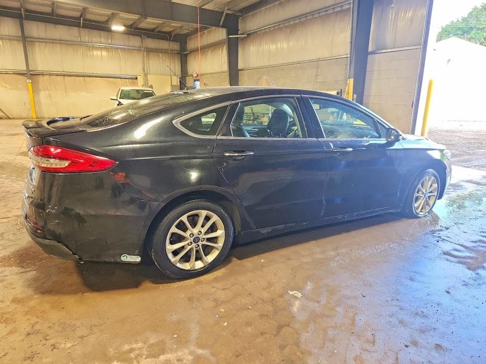 2020 FORD FUSION TITANIUM 3