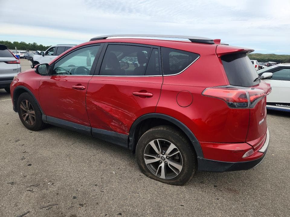 2017 TOYOTA RAV4 XLE 2