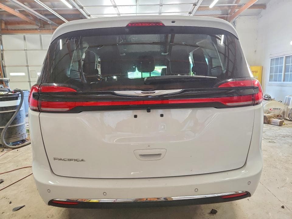 2026 CHRYSLER PACIFICA SELECT 6