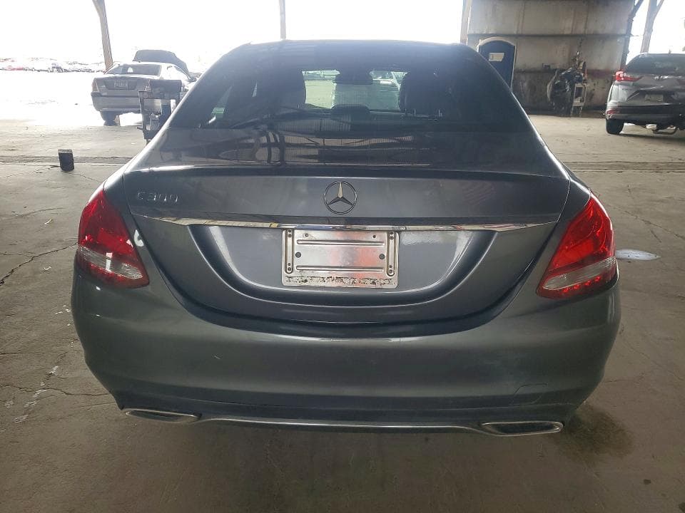 2017 MERCEDES-BENZ C 300 6