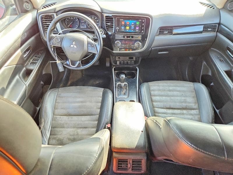 2019 MITSUBISHI OUTLANDER SE 8