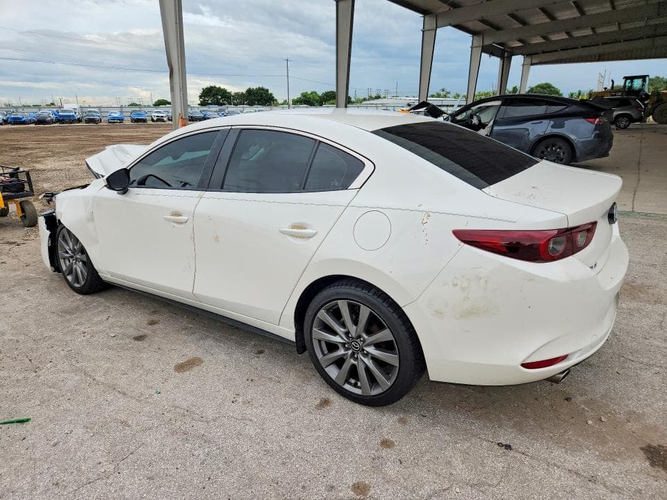 2022 MAZDA 3 SELECT 2