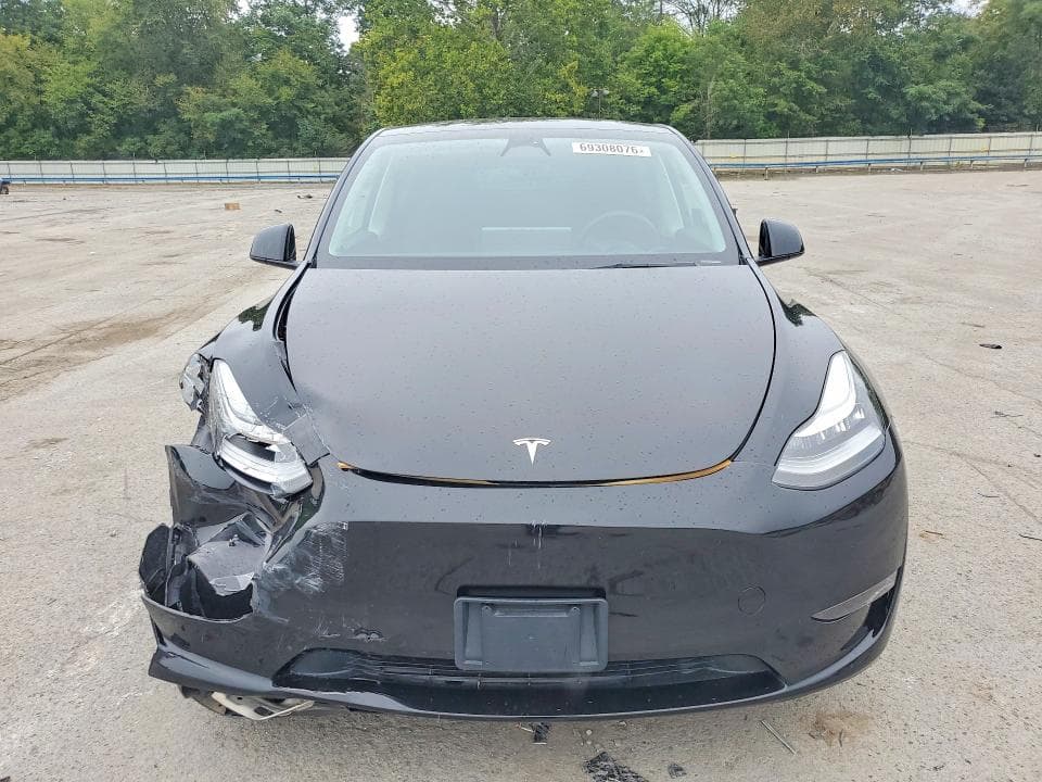 2023 TESLA MODEL Y 5