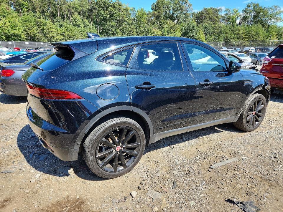 2018 JAGUAR E-PACE SE 3