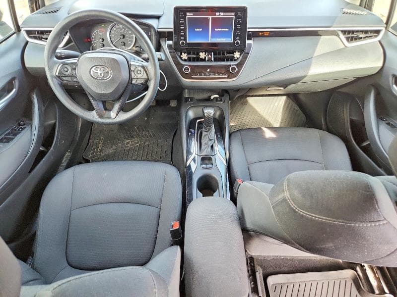 2021 TOYOTA COROLLA LE 8