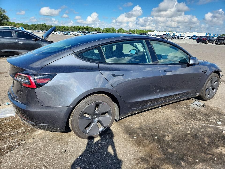 2023 TESLA MODEL 3 3