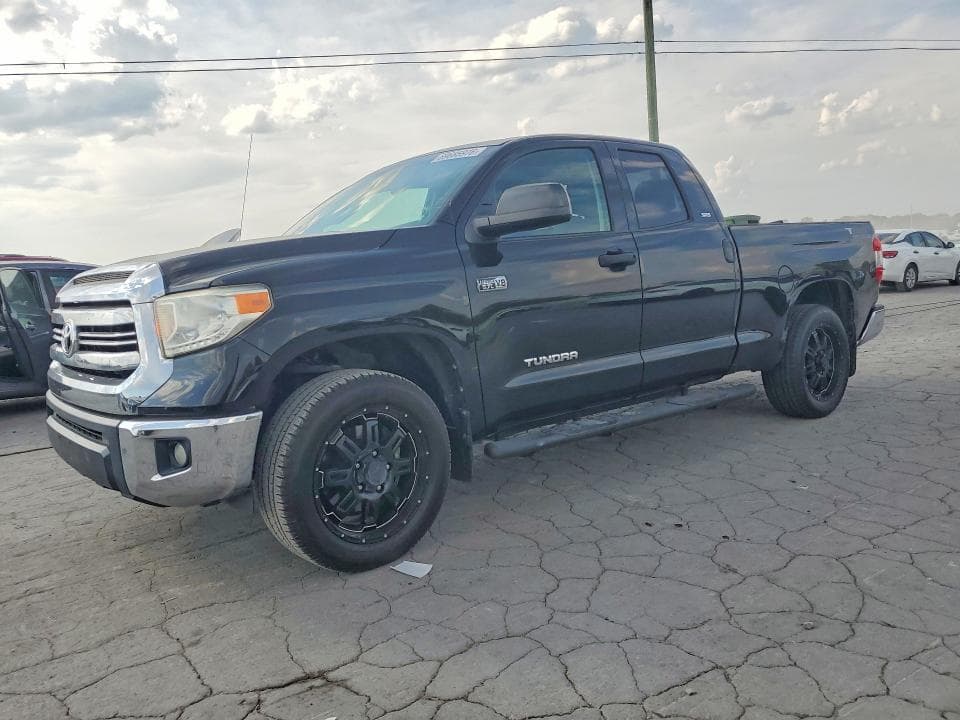 2017 TOYOTA TUNDRA SR5