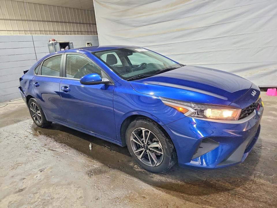 2023 KIA FORTE LXS 4