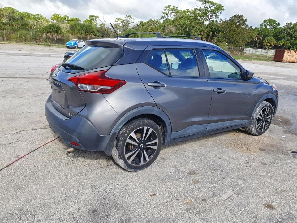 2019 NISSAN KICKS SV 3