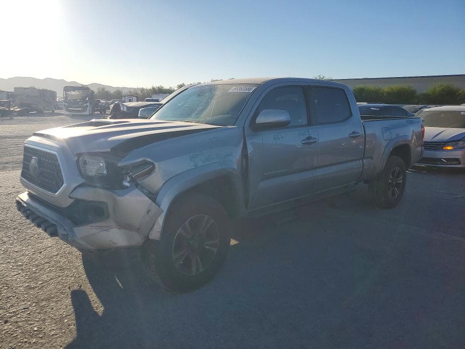 2019 TOYOTA TACOMA TRD SPORT - 1