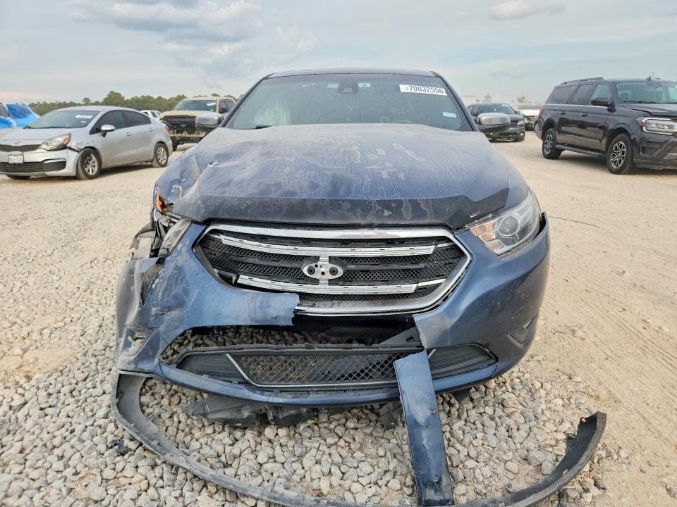 2019 FORD TAURUS LIMITED 5
